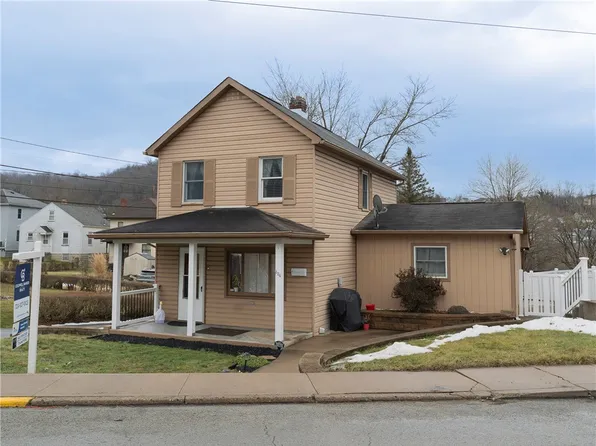 324 Lafferty St, Jeannette, PA 15644