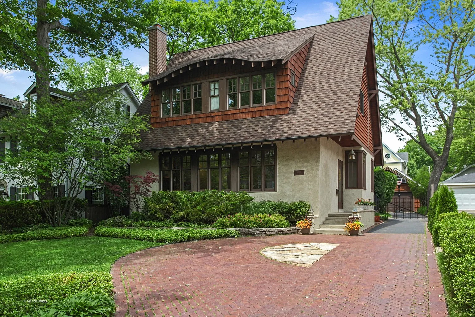 1311 Asbury Ave photo 1