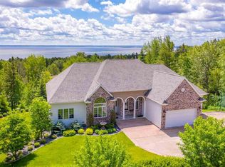 3630 E 1st St, Duluth, MN 55804