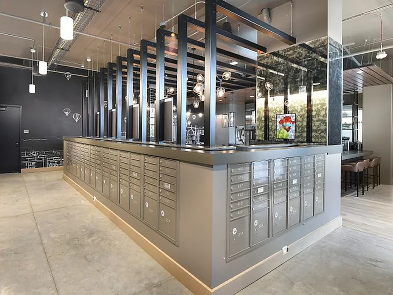 LOCAL Mail Room & Luxer Lockers