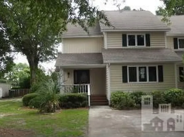 323 Wimbledon Ct, Wilmington, NC 28412
