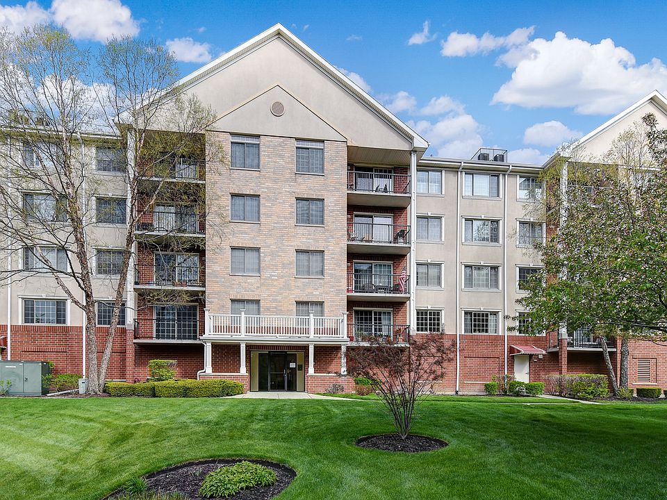 1st image of 2300 Oakmont Way Unit 208