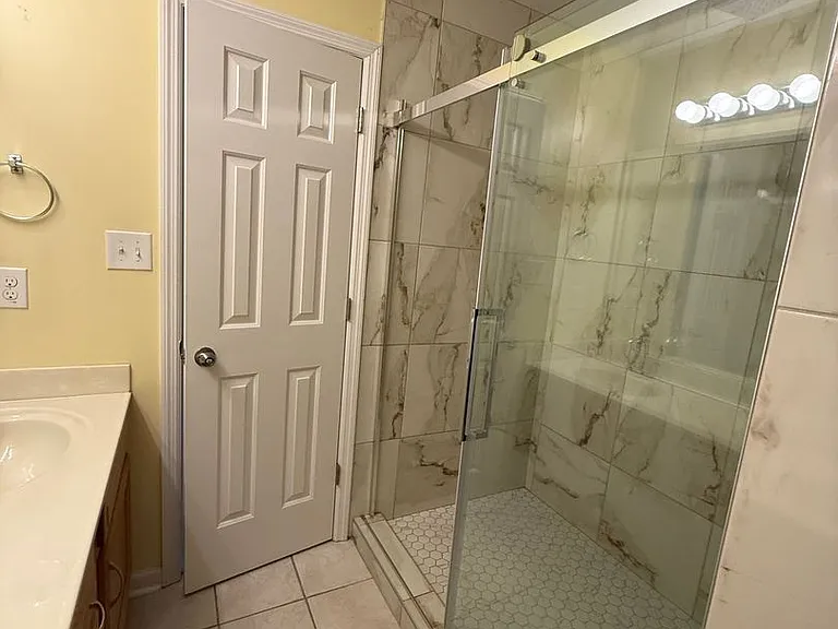 27 E Doris Ave #309 — Photo 11