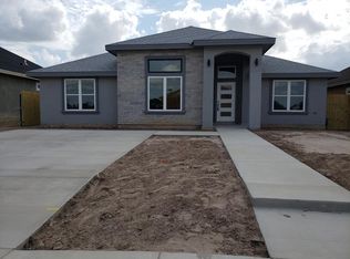 1829 Tron Ln, Eagle Pass, TX 78852