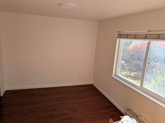 5th image of 1625 159th Ave #A