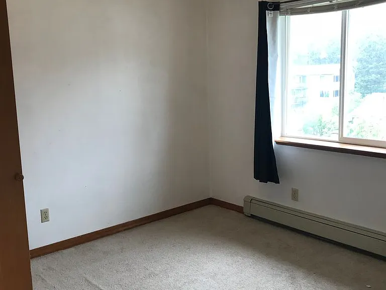 1514 Lynden Way #B — Photo 16