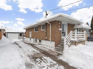 63 Nash Rd N, Hamilton, ON L8H2P5