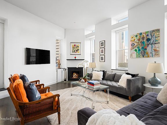 3rd image of 117 Beekman St #Ph7a