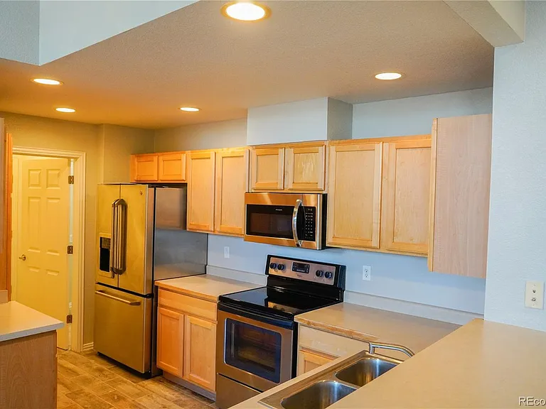 640 S Yarrow St — Photo 10
