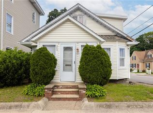 353 Smithfield Ave, Pawtucket, RI 02860
