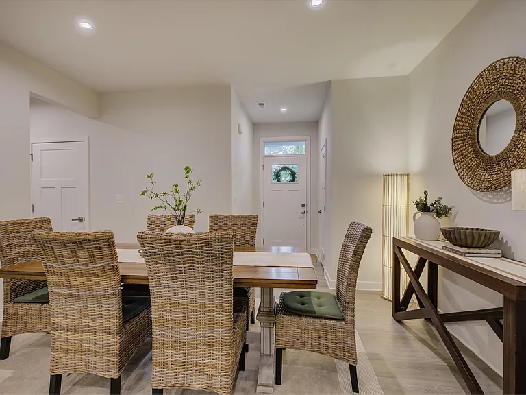 6377 Ashton Park Dr — Photo 5