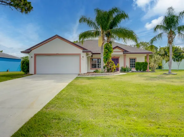 6041 NW Wolverine Road, Port St Lucie, FL 34986