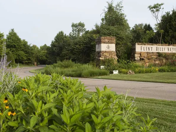 1320 E Flint Hills National Pkwy, Andover, KS 67002