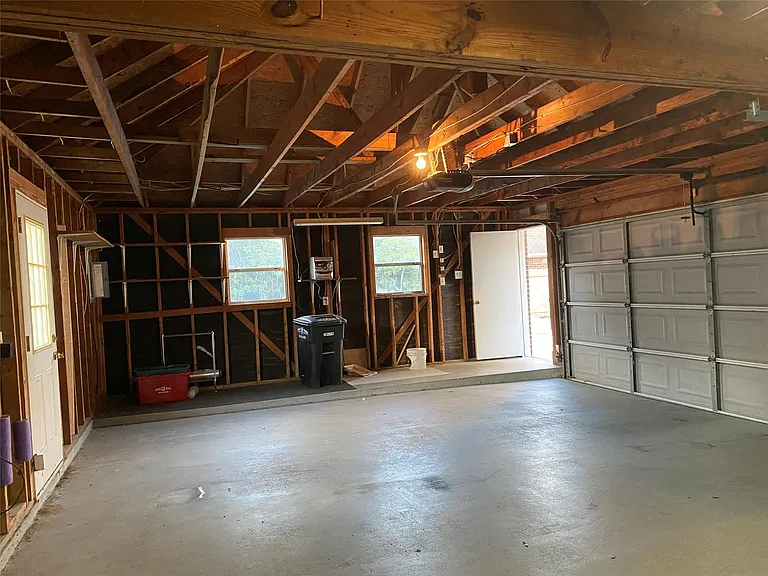 23806 Allingham Ln — Photo 29