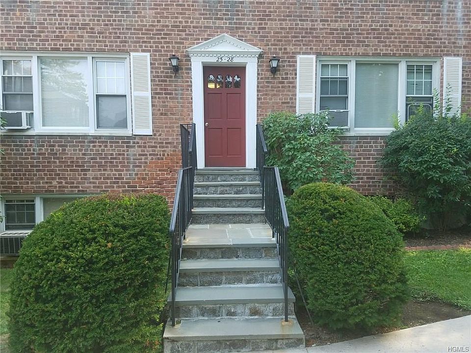 1st image of 14 Soundview Ave APT 26