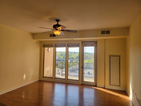 50 S Grove Ave UNIT 510, Elgin, IL 60120