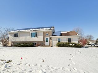 888 N Thompson Rd, Sun Prairie, WI 53590