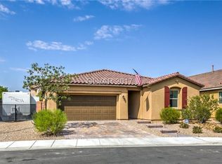 8829 Kenzie Cove St, Las Vegas, NV 89131