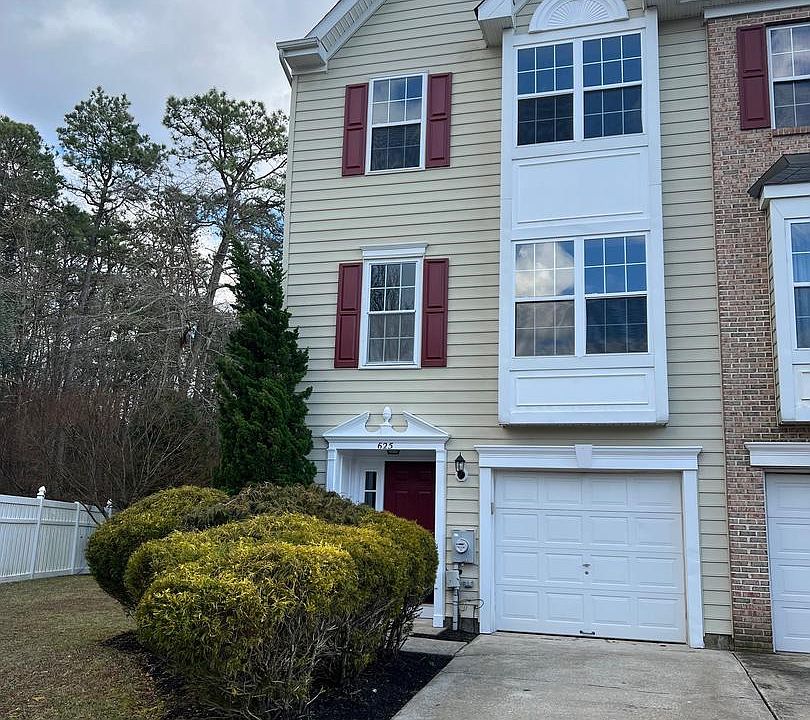 1st image of 625 Barton Run Blvd