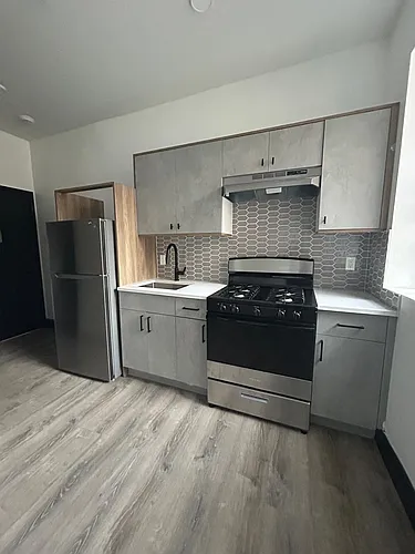 11 Thomas St Photo 1