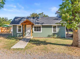 1968 Pioneer Ave, Medford, OR 97501