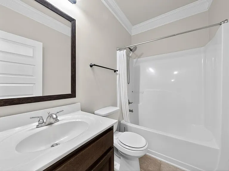 29 Sword St — Photo 18