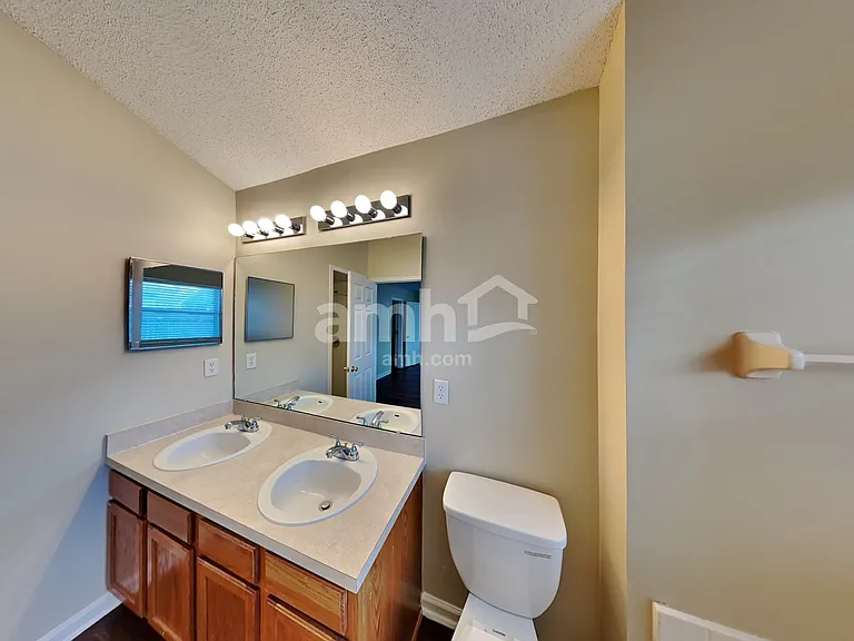 2996 Centerwood Dr — Photo 10