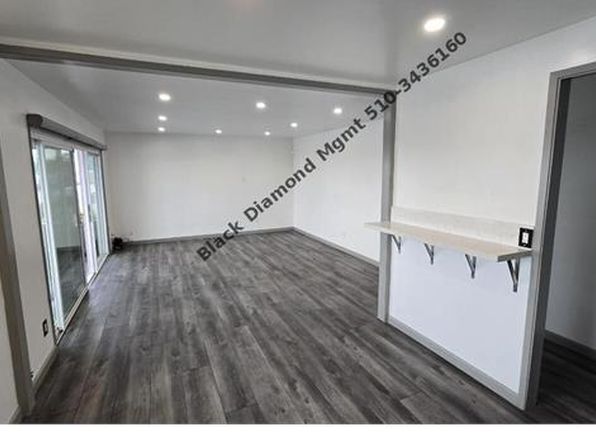 3081 Birmingham Dr