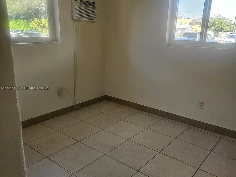 2230 Madison St #1 — Photo 2