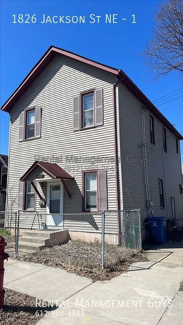 2 bed, 1.0 bath, $1,600 — Photo 2