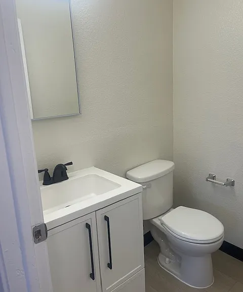 Orchard Glen Apartments — Photo 4