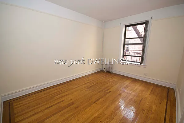 Rented by New York Dwellings LLC | media 18