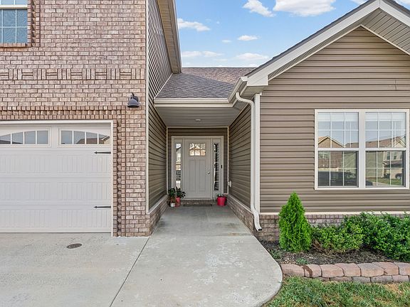 3rd image of 247 Dugger Dr