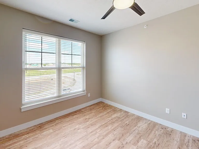 3235 Nyla St — Photo 58
