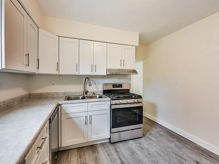 1810 Church St #1 — Photo 20