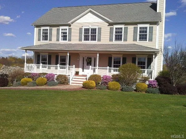 11 Bills Ln, Milton, NY 12547