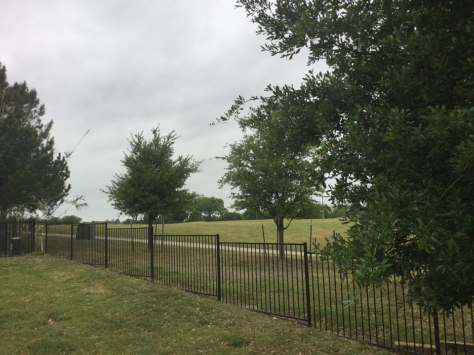 1st image of 2529 Royal Birkdale Dr
