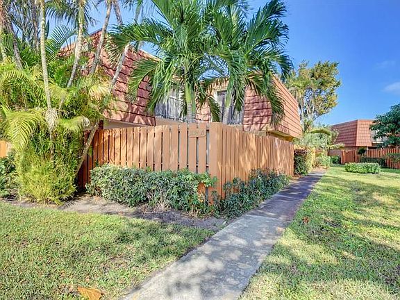 2nd image of 3014 San Clara Dr #13-B