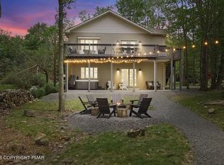 204 Trout Creek Dr, Pocono Lake, PA 18347