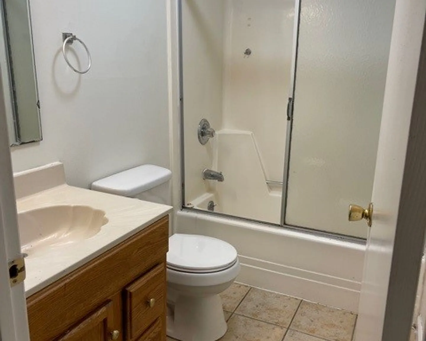 Lease Now, Live Easy — Photo 2