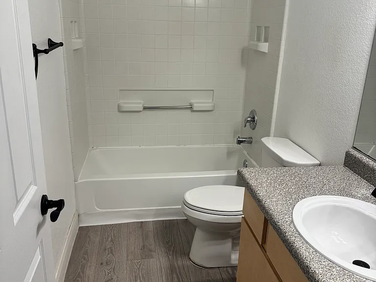 4915 E Russell Rd #134 — Photo 5