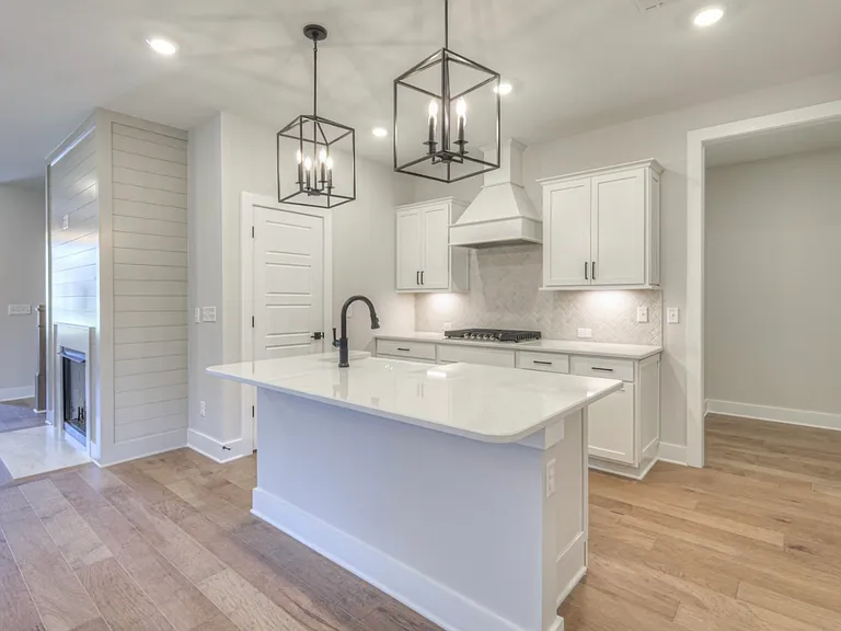 9125 Headwaters Dr — Photo 27