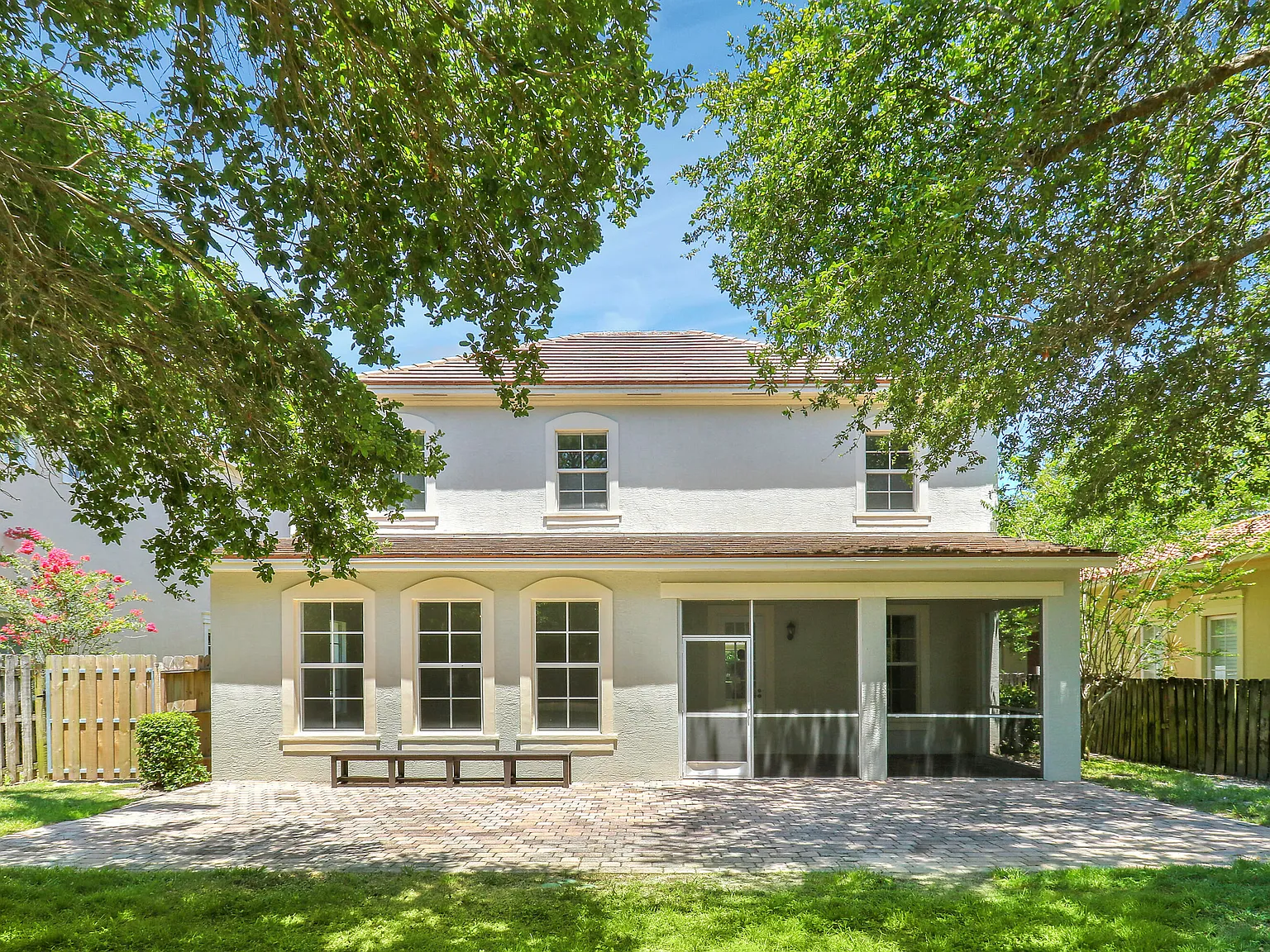4 bed, 3.5 bath, 2654 sqft, $6,500 — Photo 1