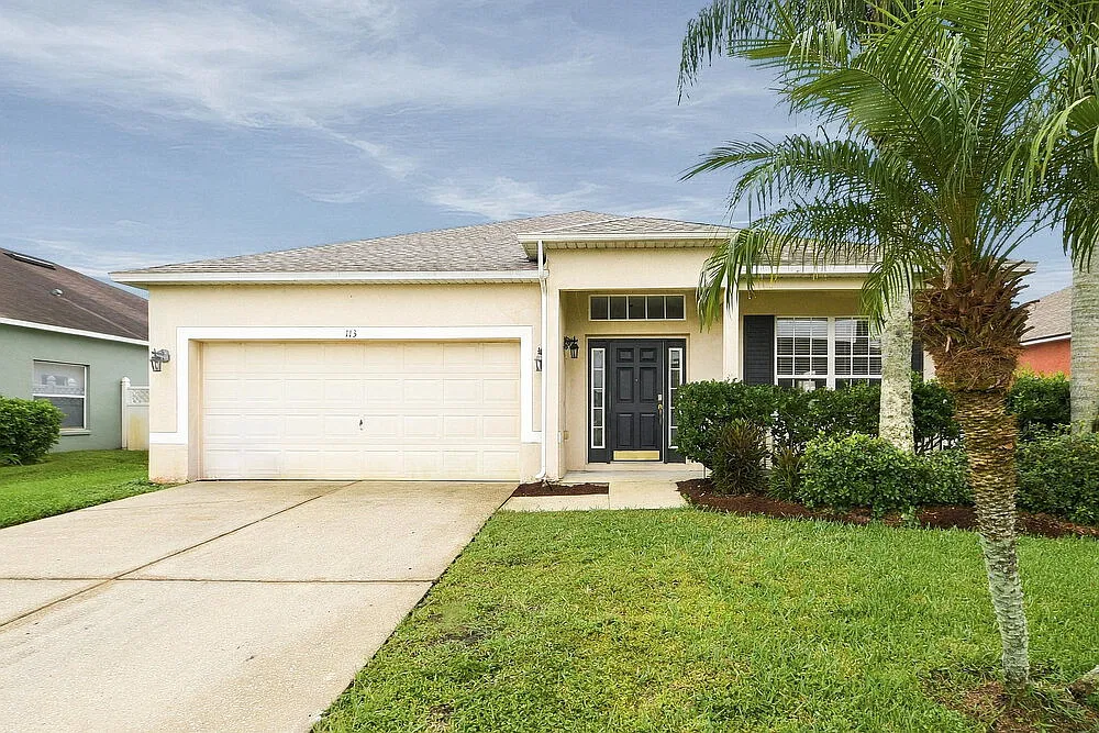3 bed, 2.0 bath, 1751 sqft, $2,450 — Photo 1