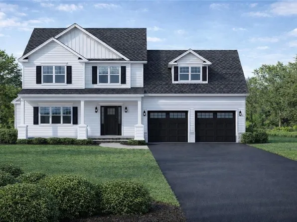 10 Helena Way, Johnston, RI 02919