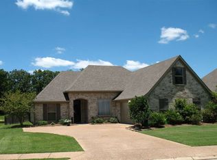 103 Woodridge, Pearl, MS 39208