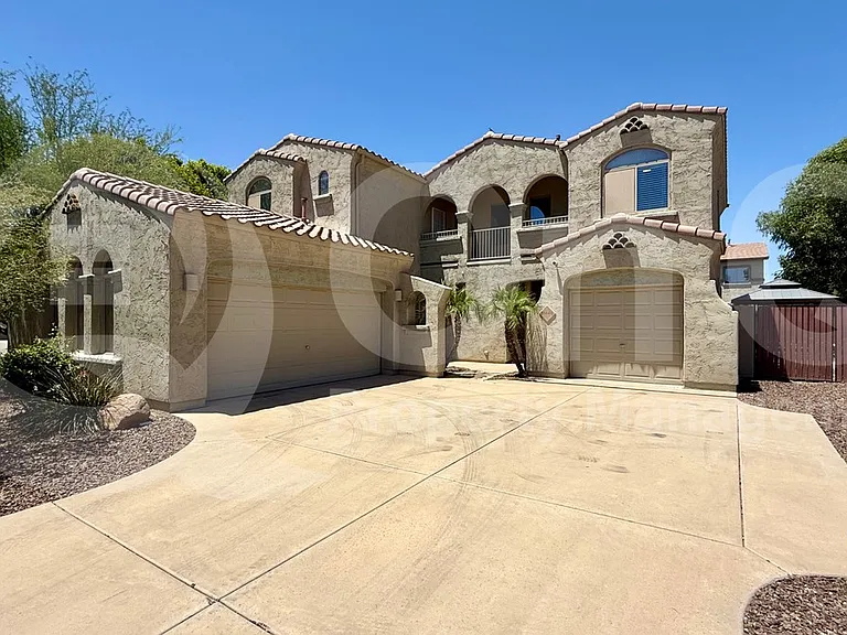 18446 E Peachtree Blvd — Photo 1