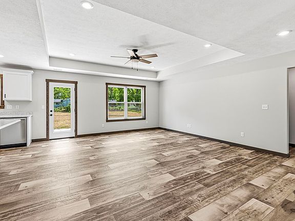 5th image of 30358 Lantern Ln