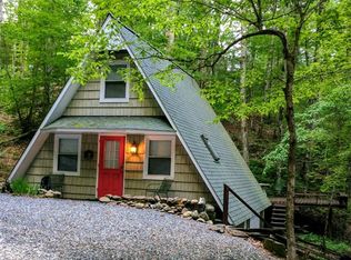 185 Our Place Rd, Topton, NC 28781