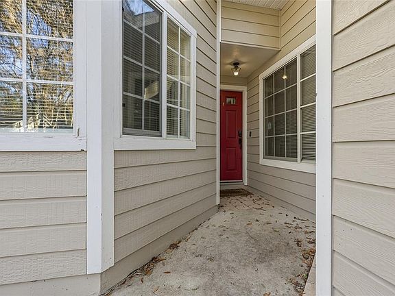 4th image of 5052 SW 9th Ln